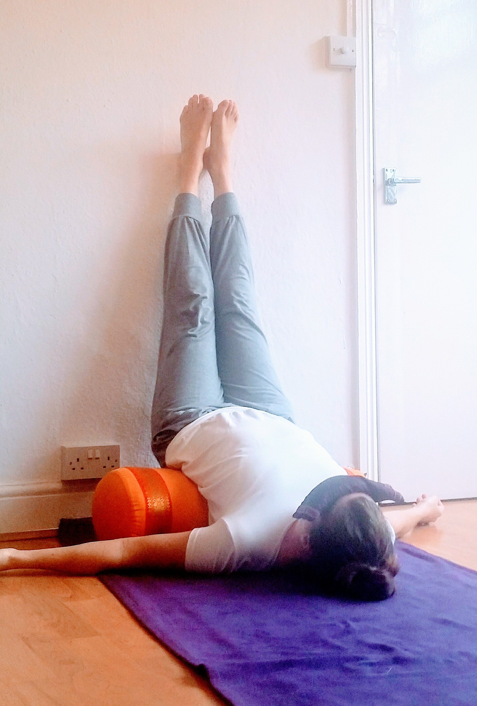 Insomnia legs against the wall pic